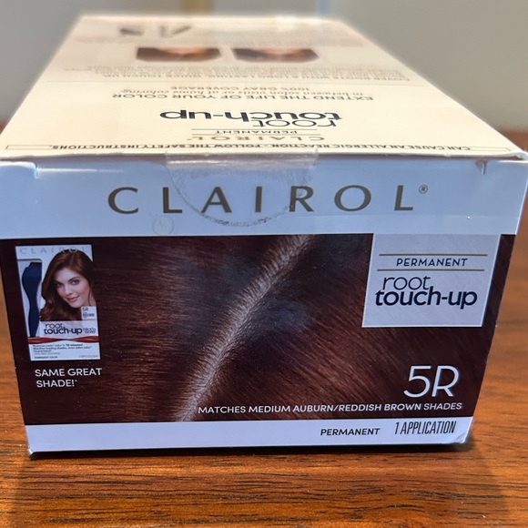 Clairol Root touch up shade 5R Medium Auburn - Picture 2 of 7
